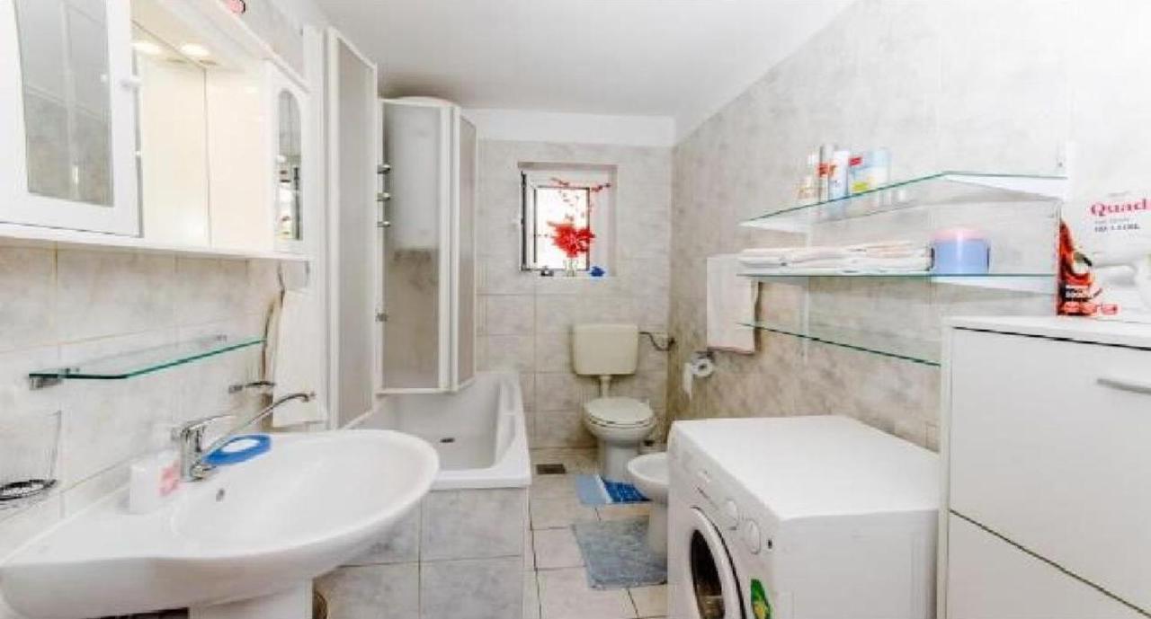 Seaside Lux Διαμέρισμα Dugi Rat Εξωτερικό φωτογραφία